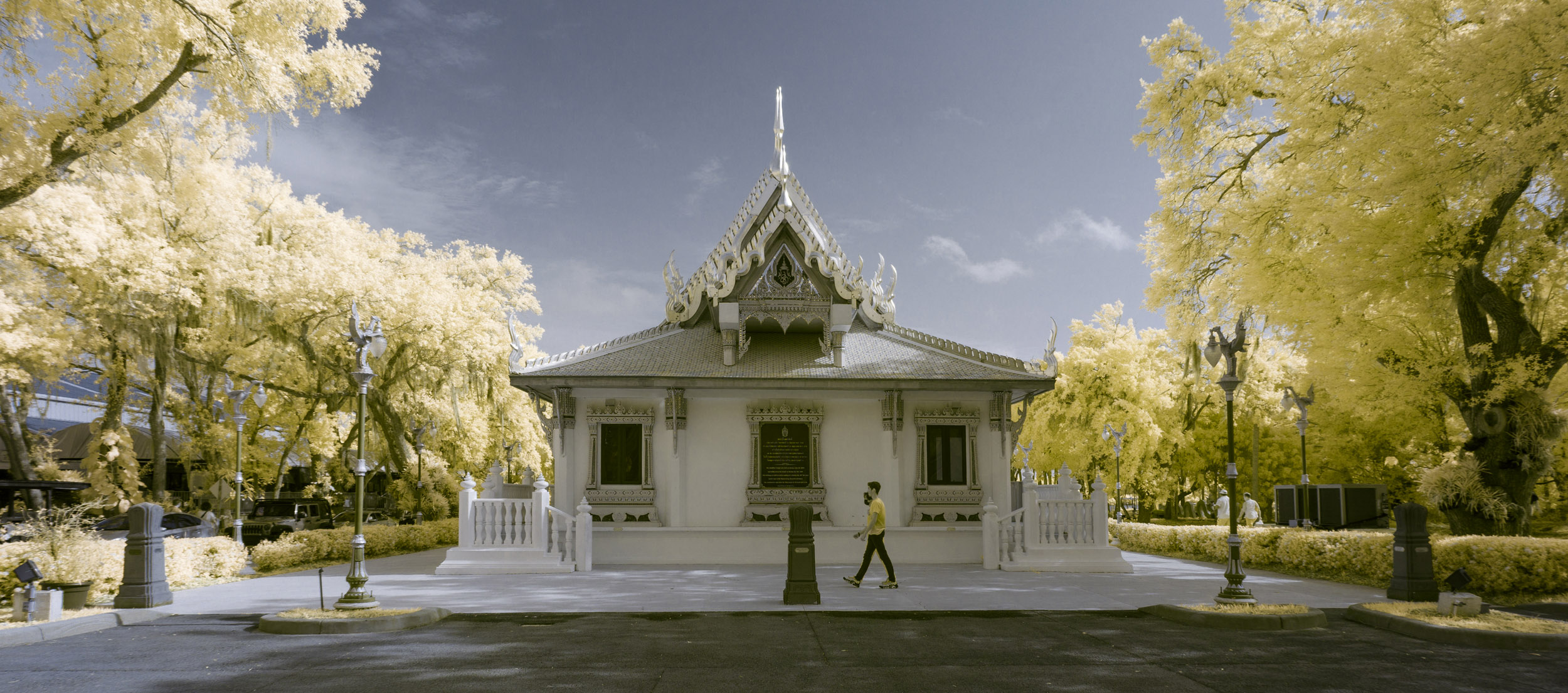 DanWaterman Landscape IR Thai Temple 0ffb261a 496d 4a0e a86e b409716161f0
