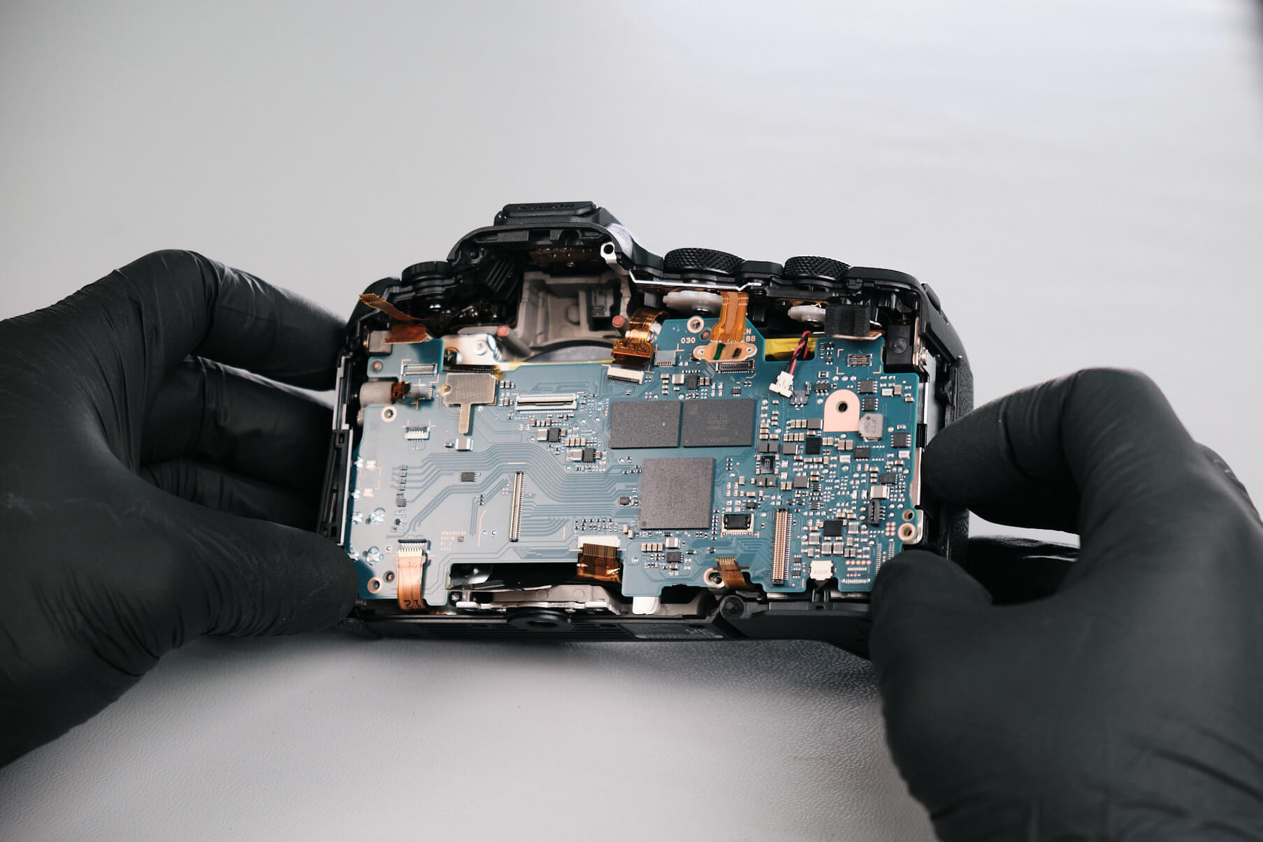 Canon R8 直近修理済み Kolari | Canon R8 teardown