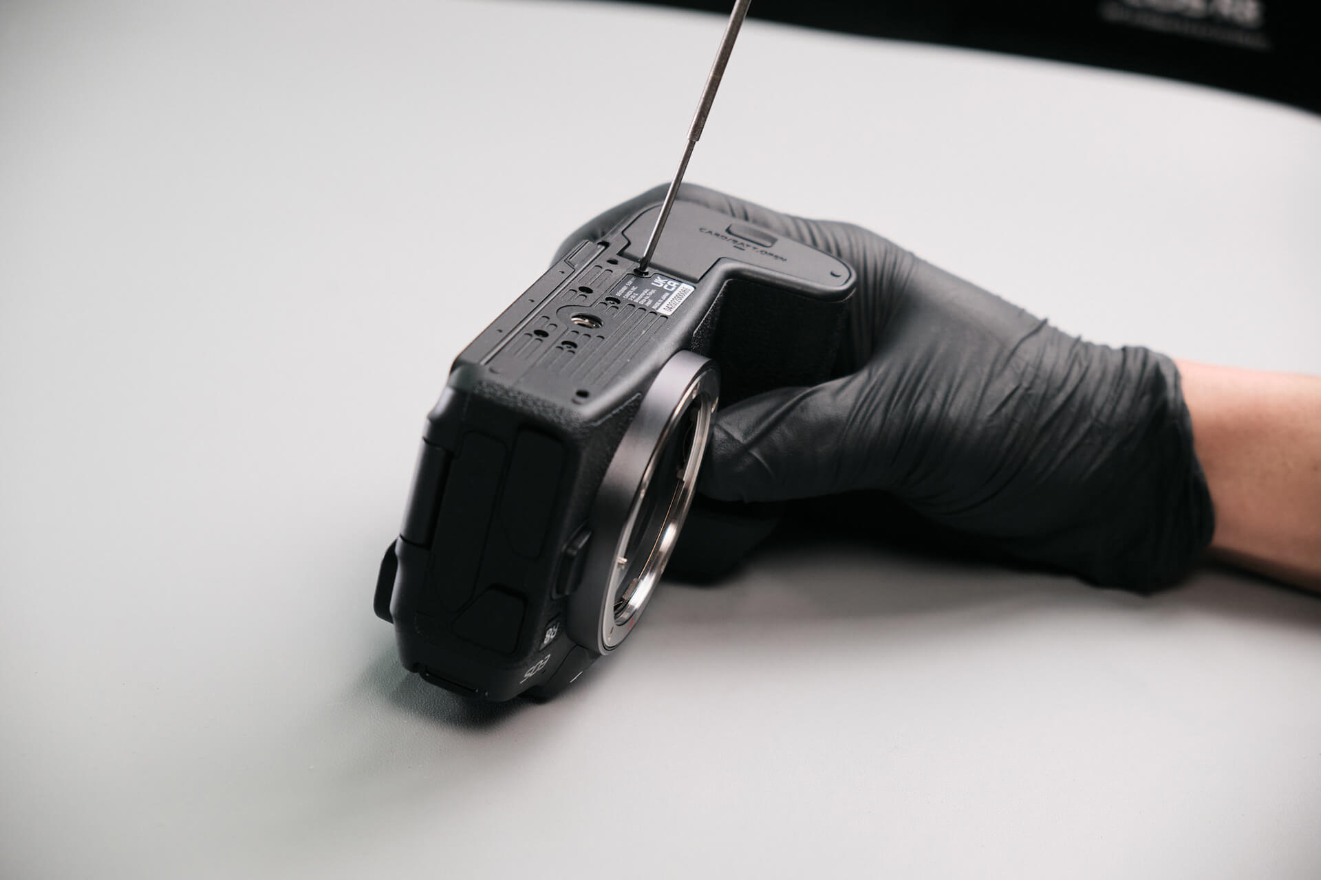 Kolari | Canon R8 teardown