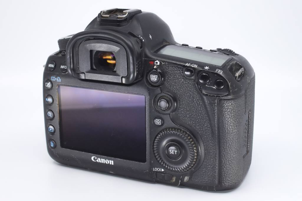 Canon EOS 5D Mark III 172028007240 5