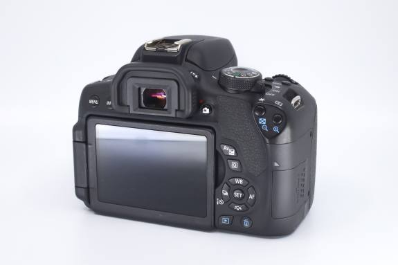 Canon T6i 042022016026 4 scaled