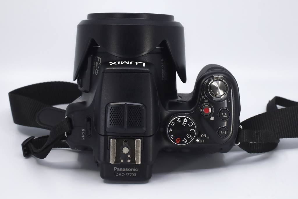 Panasonic Lumix FZ200 WK5CA001166 1