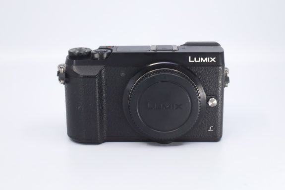 Panasonic Lumix GX85 6 scaled