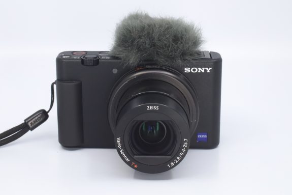 Sony ZV 1 11 scaled