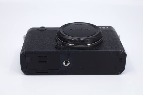 Fujifilm X E4 1S003484 1 scaled