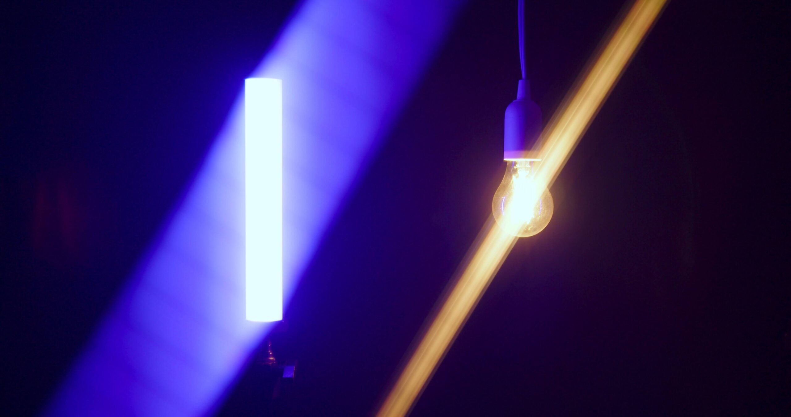 After image Kolari Flare Lens Filters - 2_Lights_Streak - before Kolari Flare Lens Filter