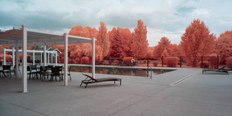 poolside ir d10f2c77 f2a6 4e27 985d 21a3cd0d3c33