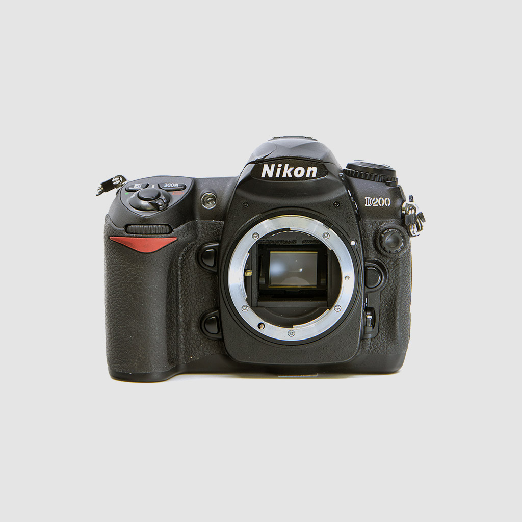 Nikon D200 DSLR 665nm Camera (Used)